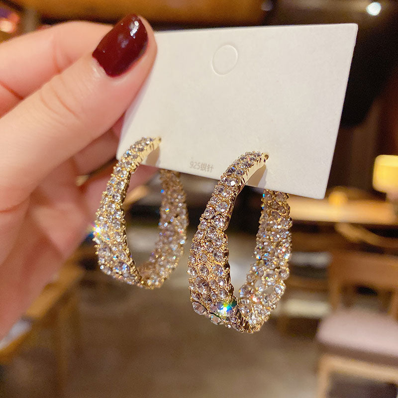 Grand Rhinestones Hoop Earrings