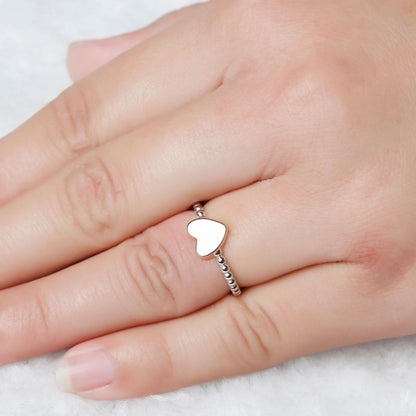 Favor Heart Ring